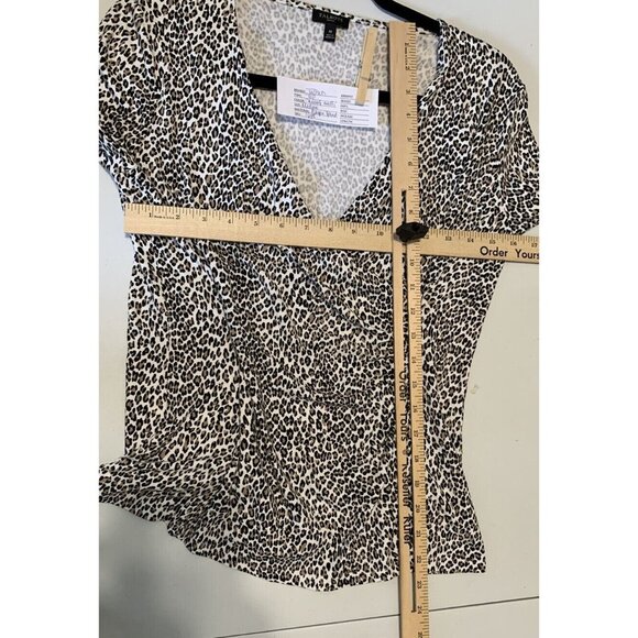 Talbots Women Surplice Top Size Medium Cheetah Print Knit Front Ruched Mobwife - Picture 2 of 8